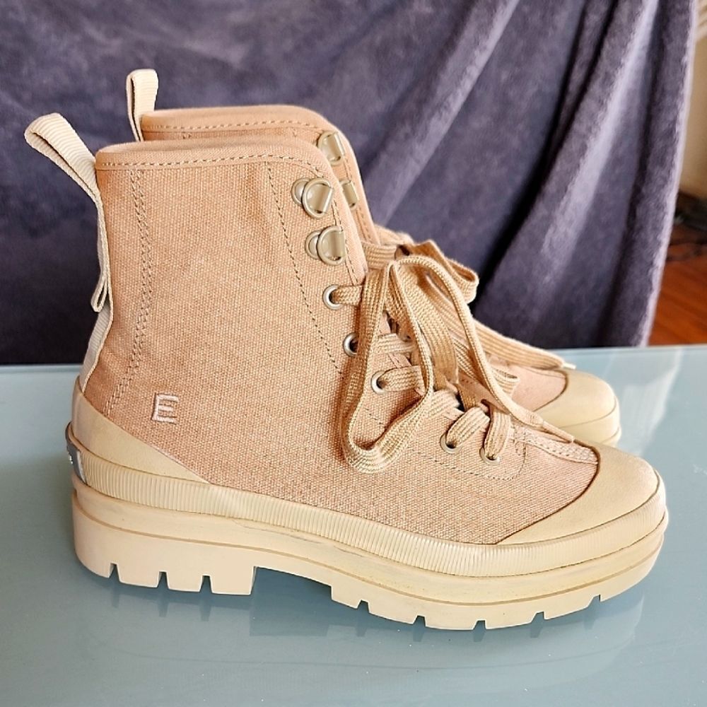 Everlane Canvas Utility Gorpcore Chunky Lug‎ Boots Size 6 NEW!